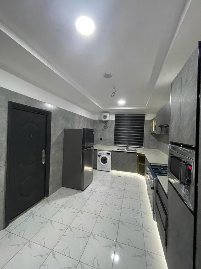 Brooksville 2 Bedroom Apartment アブジャ エクステリア 写真